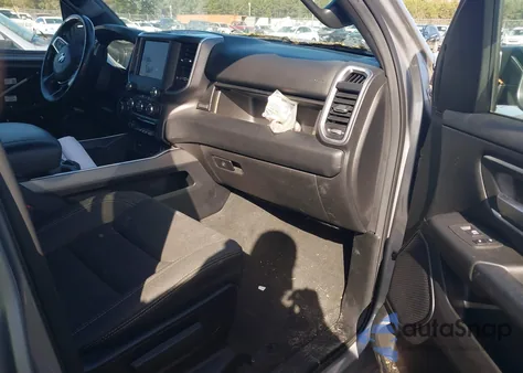 2019 Ram 1500 Big Horn/Lone Star 4X2 5'7 Box z USA, uszkodzony, nr VIN 1C6RREFG9KN813705